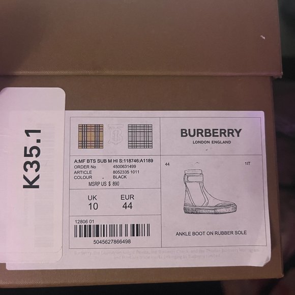 Burberry  - Ankle Boots on Rubber Sole - Picture 9 of 9